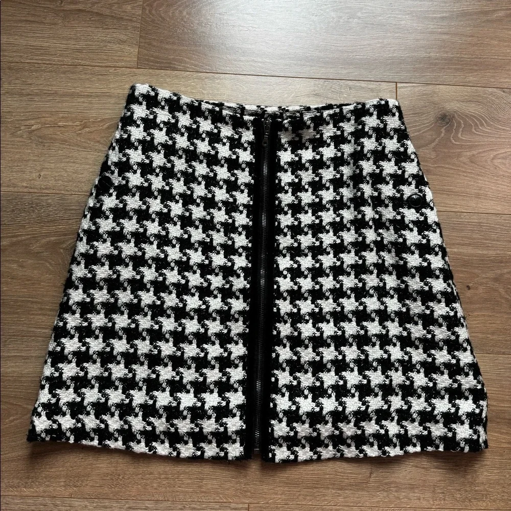 Anthopologie houndstooth skirt